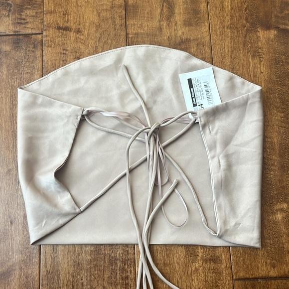 2bella Sausalito Drape Neck Tie Back Satin Tan Cropped Top Size L - Picture 3 of 6